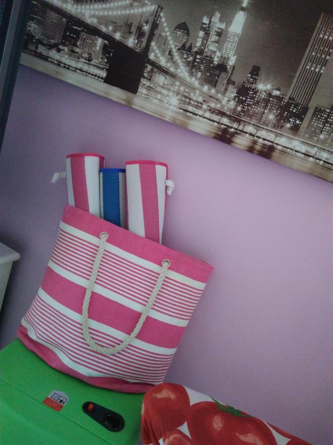 Yiota's Cute Studio Paphos Esterno foto