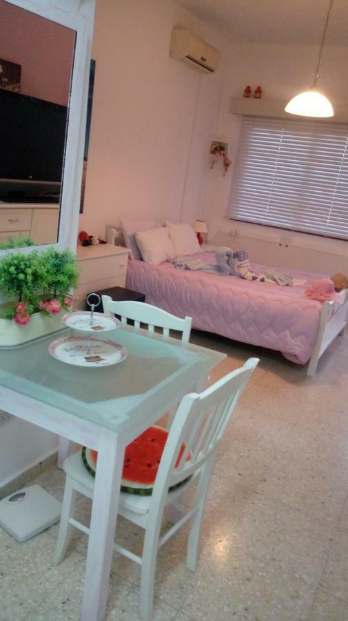 Yiota's Cute Studio Paphos Esterno foto